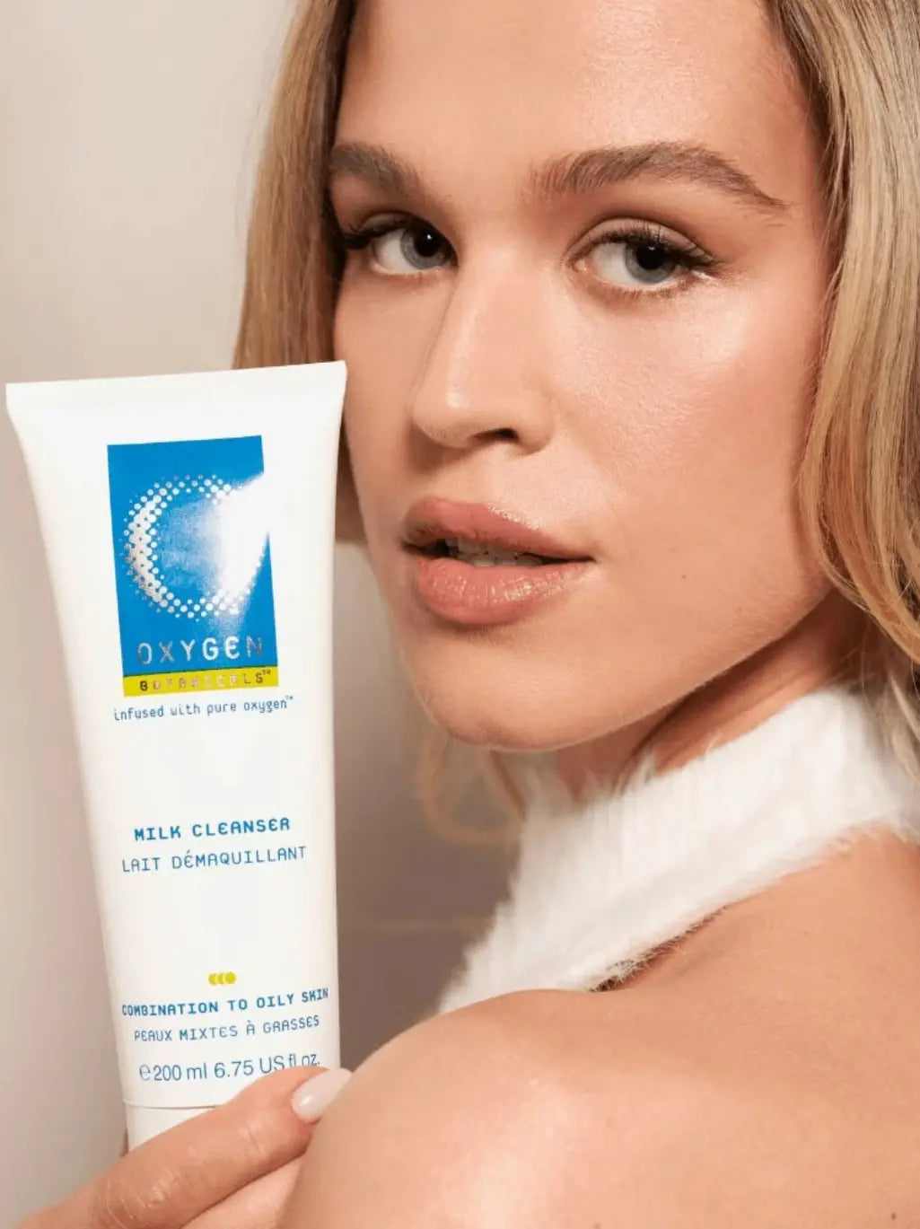 Oxygen Botanicals Milk Cleanser – Combination to Oily Skin – 200ml Oxygen BotanicalsGreenhouse Mall Suit 25, Ngong Road, Nairobi Kenya