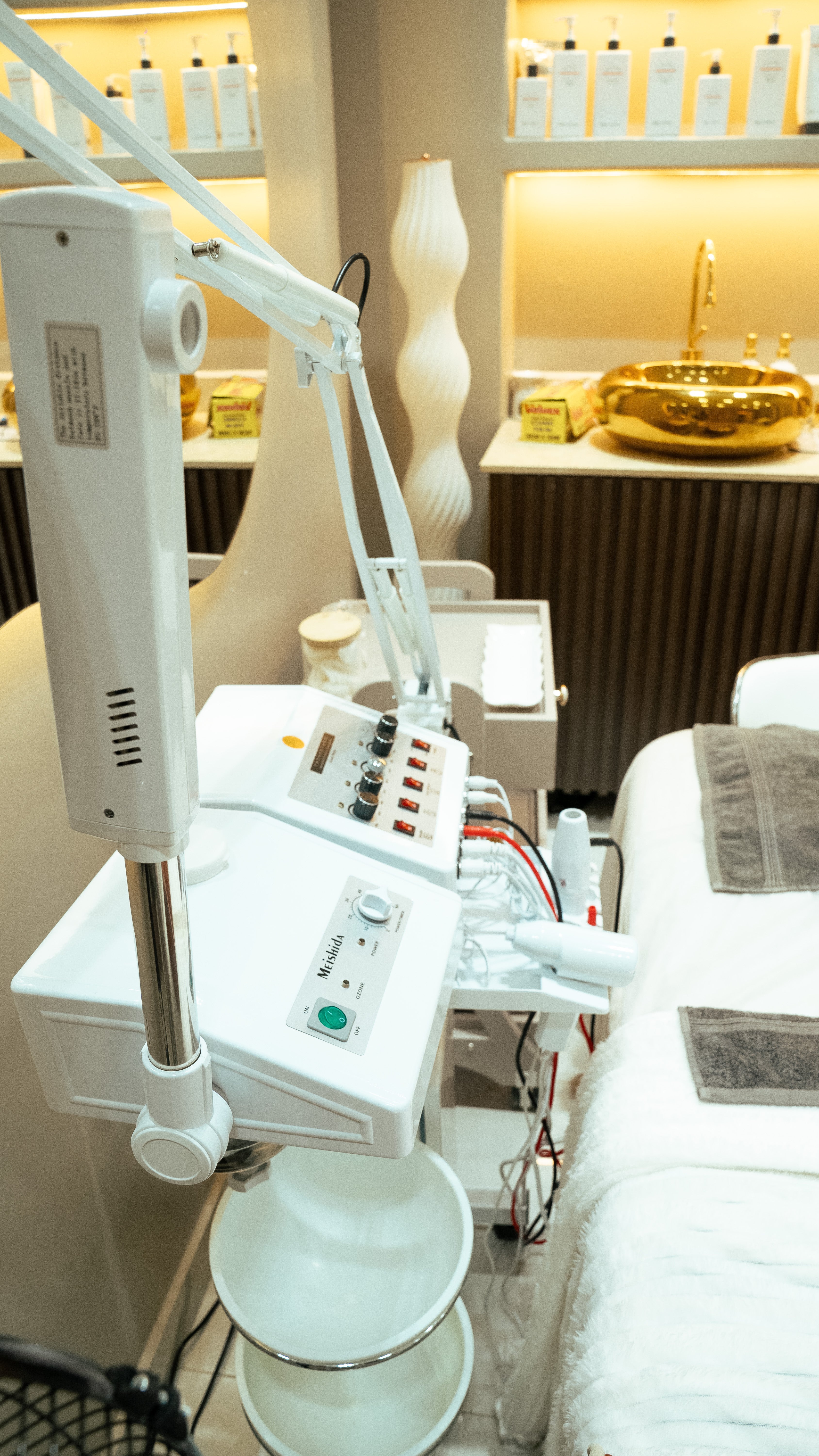 Luna Meso Blemiskin Acne Peel Luna Medi SpaGreenhouse Mall Suit 25, Ngong Road, Kilimani, Nairobi Kenya